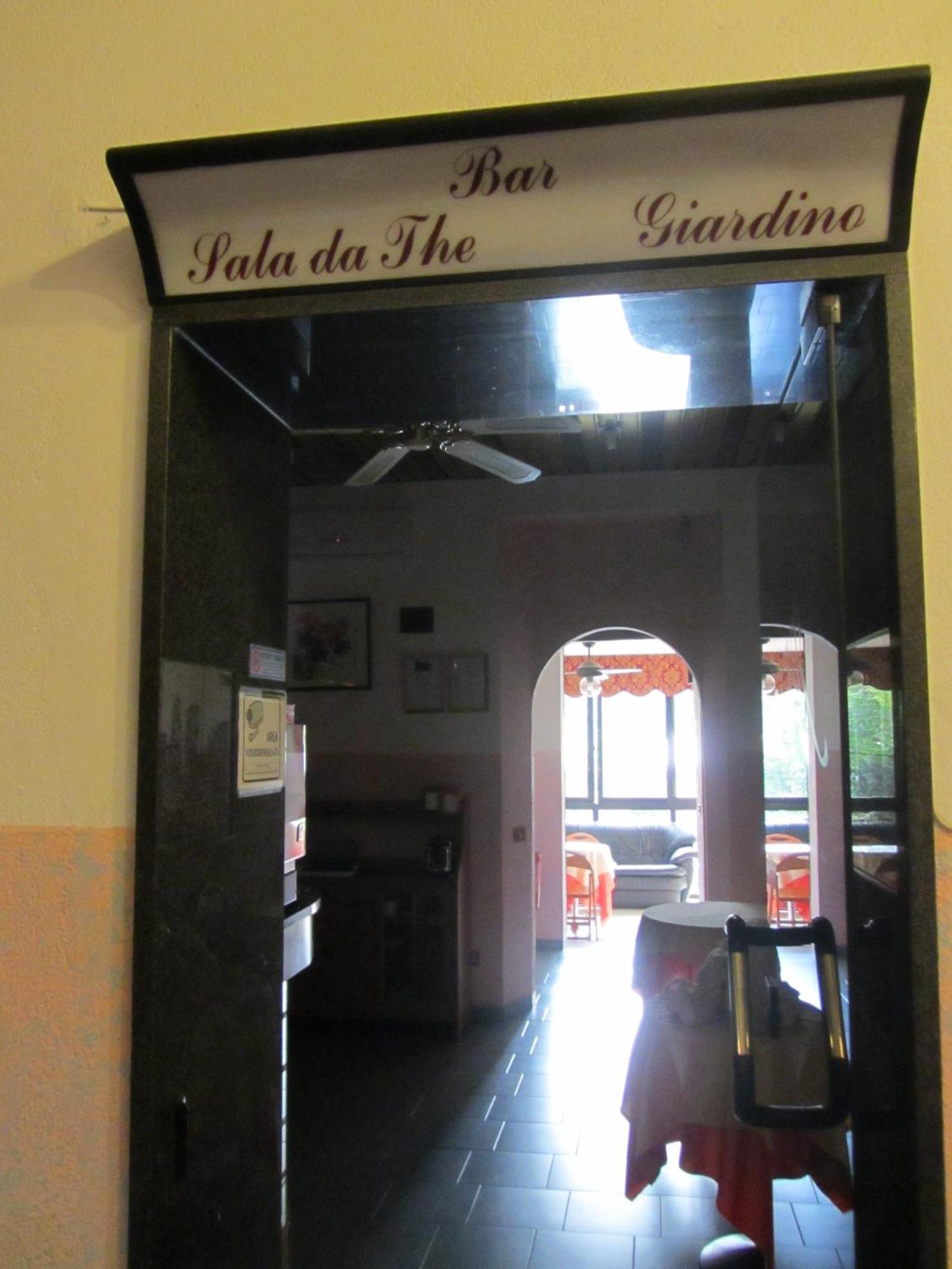 Hotel Nizza มิลาน ภายนอก รูปภาพ