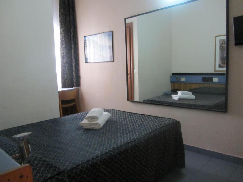 Hotel Nizza มิลาน ห้อง รูปภาพ